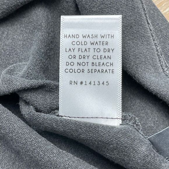 New! Daydreamer Women's Records Super Fuzz Merch Tee Black Size 1X & Medium NWT - Picture 12 of 14